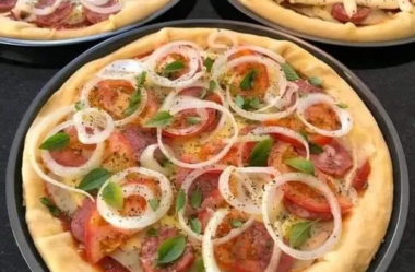 Massa de pizza fofinha