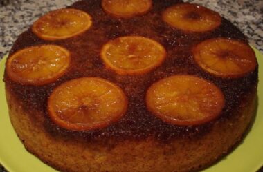 Bolo de laranja caramelizado