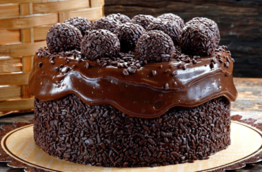 Bolo de brigadeiro 