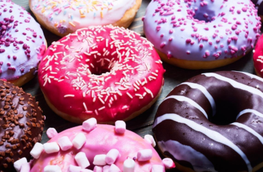 Receita de Donuts americano de chocolate: saiba como fazer