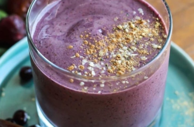 Suco de açaí com laranja