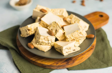 Torrone caseiro (nogado italiano)