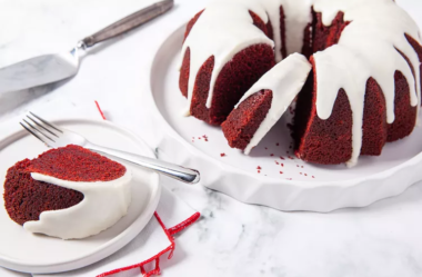 Bolo Red Velvet Bundt