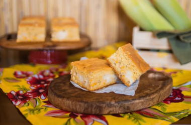 Torta de milho com requeijão