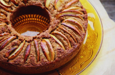 Bolo de banana e maçã com aveia sem trigo