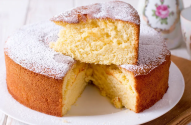 Bolo de Arroz prático e Delicioso