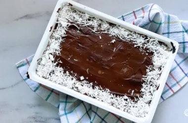 Receita de Pavê de coco com chocolate