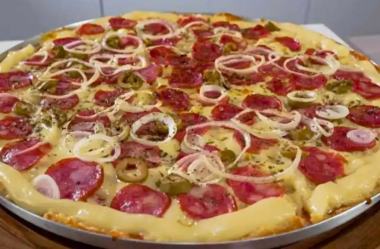 Pizza de pão de forma: uma opção rápida, econômica e deliciosa para agradar toda a família.