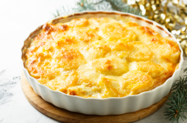 Gratinado de batata com frango desfiado