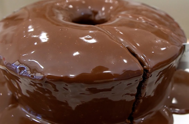 O bolo de chocolate mais irresistível que já fiz