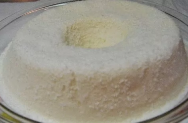 Pudim de Gelatina com Creme de Leite