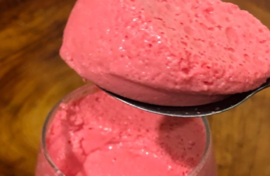 Gelatina com iogurte fit