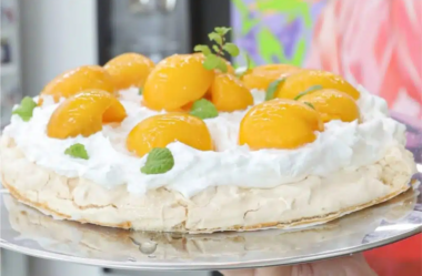 Pavlova de pêssego 