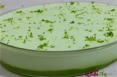 Mousse de gelatina de limão 