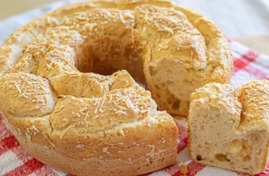 Pão de queijo gigante