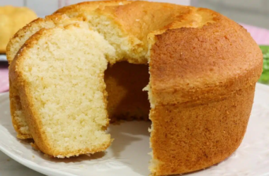 bolo de coco