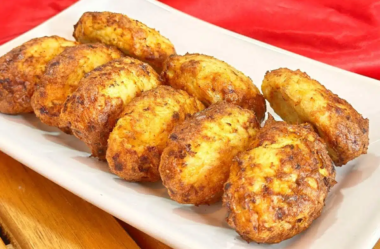 Bolinho de frango com batata