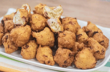 Bolinho salgado de pizza