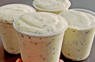 Sobremesa cremosa de limão 