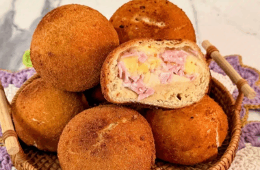 salgado de presunto e queijo