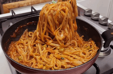 macarrão na manteiga